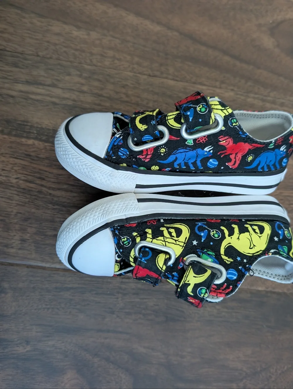 Converse 6c Dinosaur Kids' Classic Velcro Sneakers - Toddler Black Multi